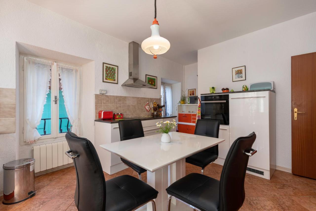 Apartment Below The Stars Ровінь Екстер'єр фото